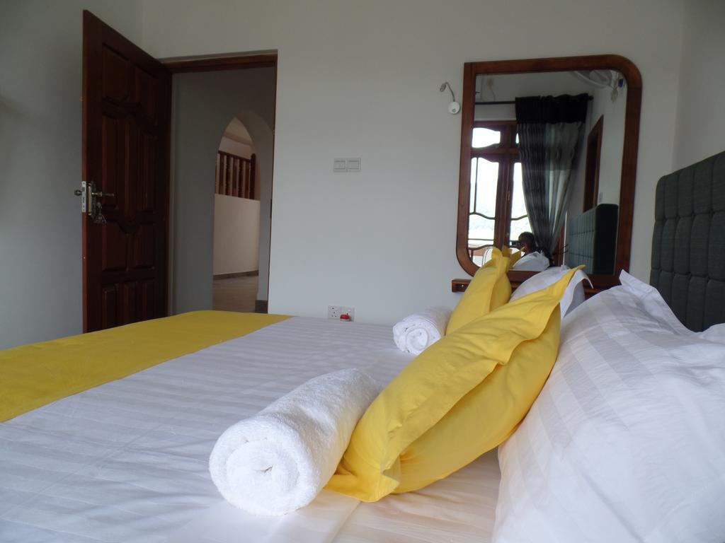 Kandyan Bluestar Villa Bagian luar foto