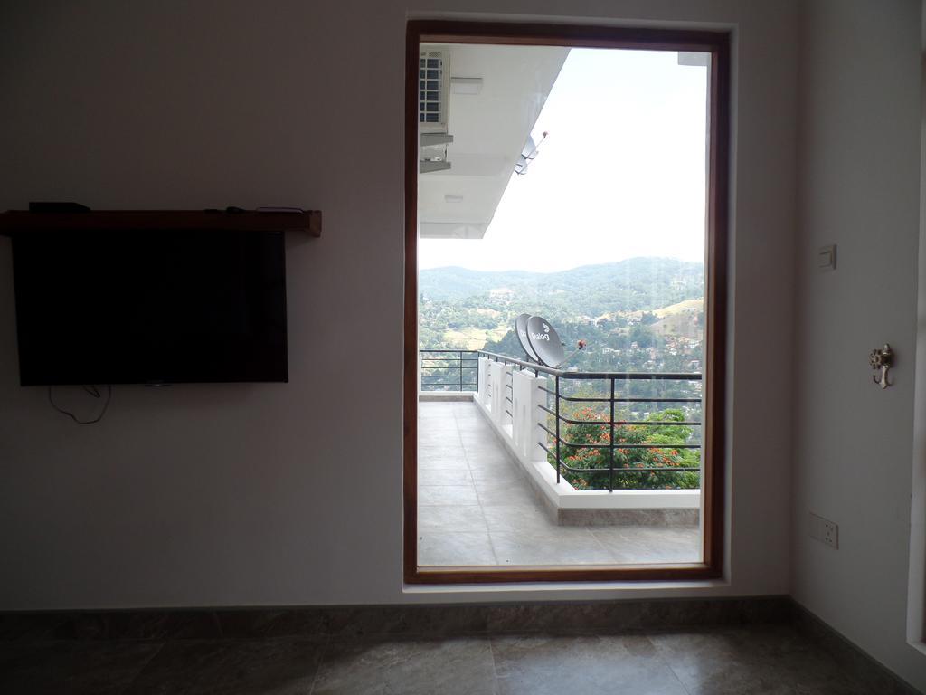Kandyan Bluestar Villa Bagian luar foto